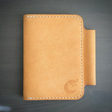 Load image into Gallery viewer, The Jetsetter in Pueblo, Natural