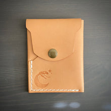 Load image into Gallery viewer, The Strike in Natural Vegtan