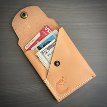 Load image into Gallery viewer, The Strike in Natural Vegtan