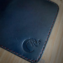 Load image into Gallery viewer, The Naks in Wickett and Craig English Bridle Navy